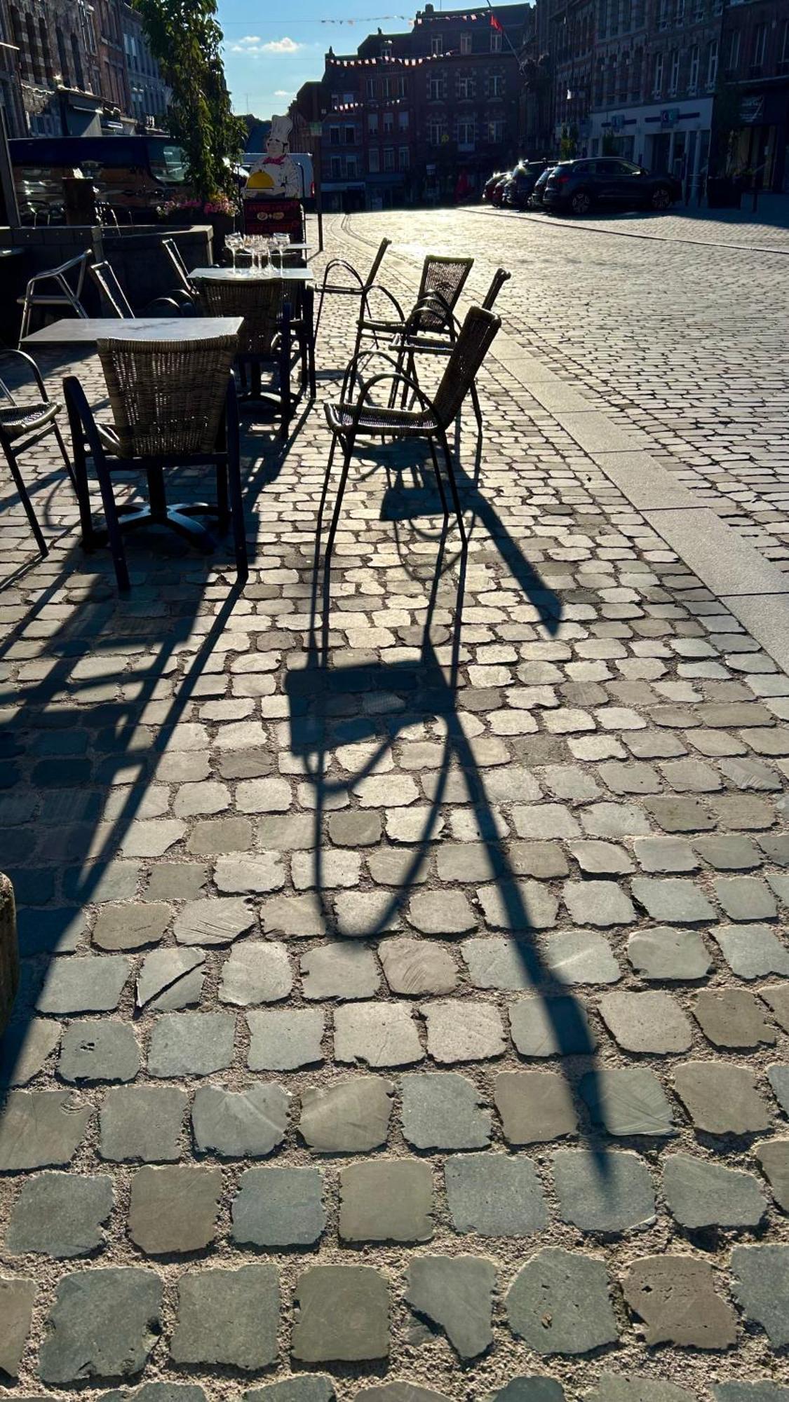Le Relais Napoleon Acomodação com café da manhã Avesnes-sur-Helpe Exterior foto