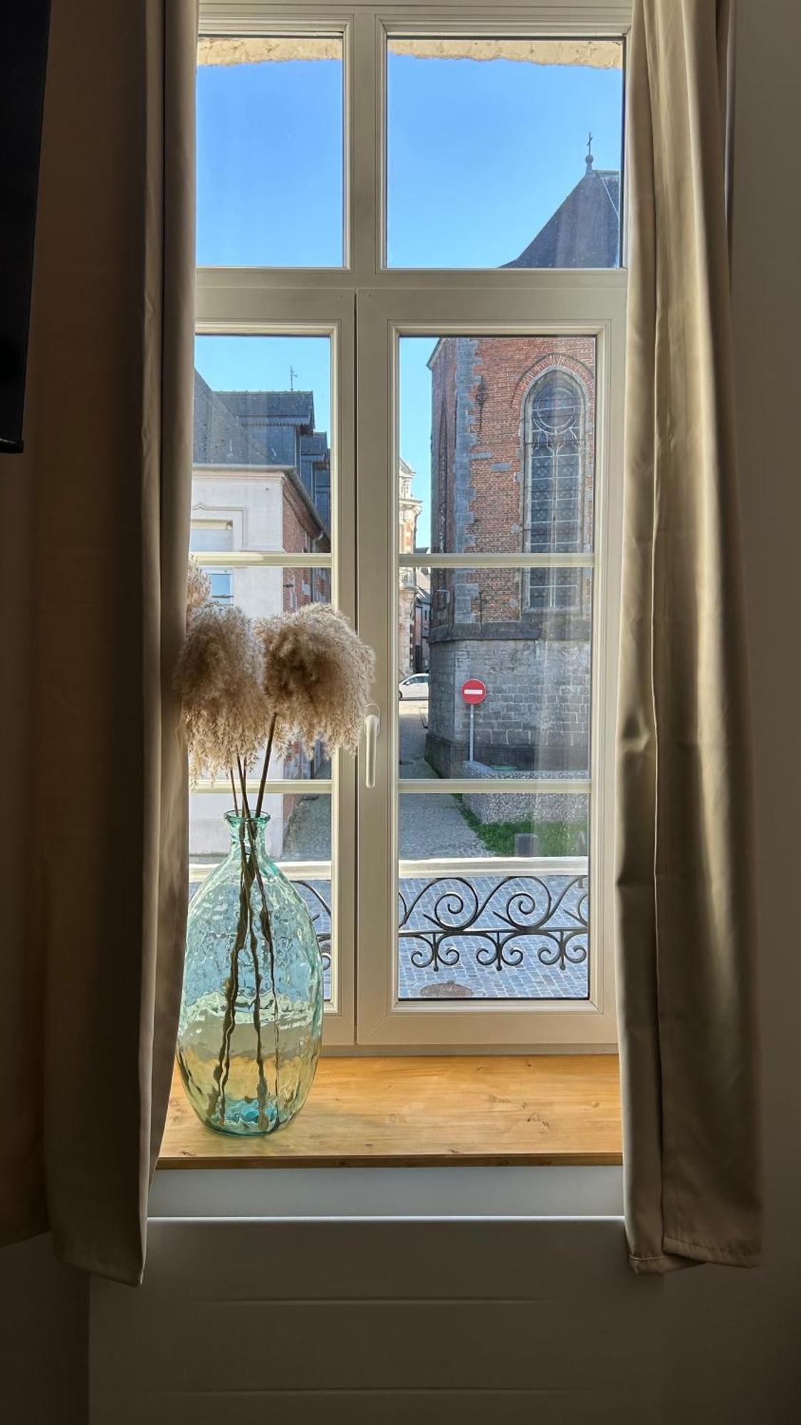 Le Relais Napoleon Acomodação com café da manhã Avesnes-sur-Helpe Exterior foto