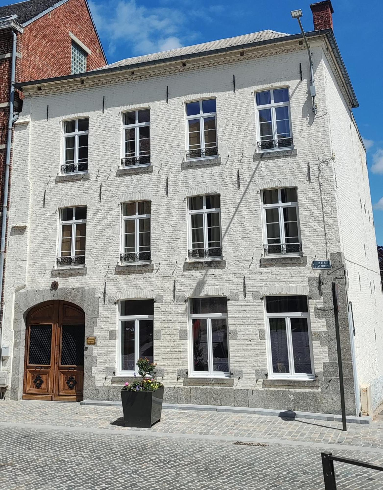 Le Relais Napoleon Acomodação com café da manhã Avesnes-sur-Helpe Exterior foto