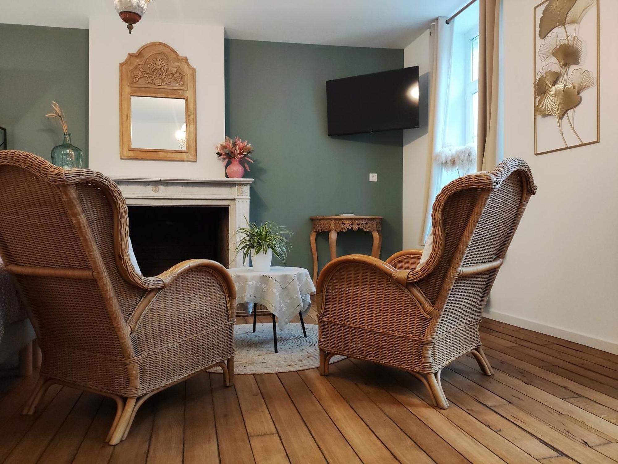 Le Relais Napoleon Acomodação com café da manhã Avesnes-sur-Helpe Exterior foto